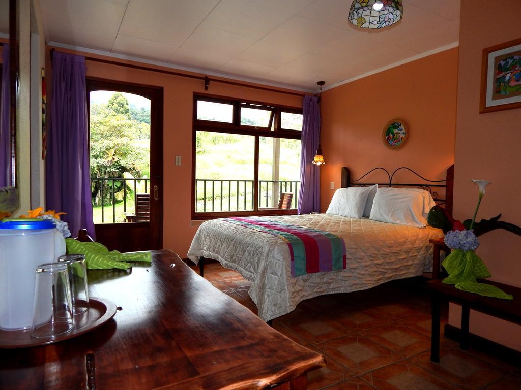 Guayabo Lodge Santa Cruz  Екстериор снимка