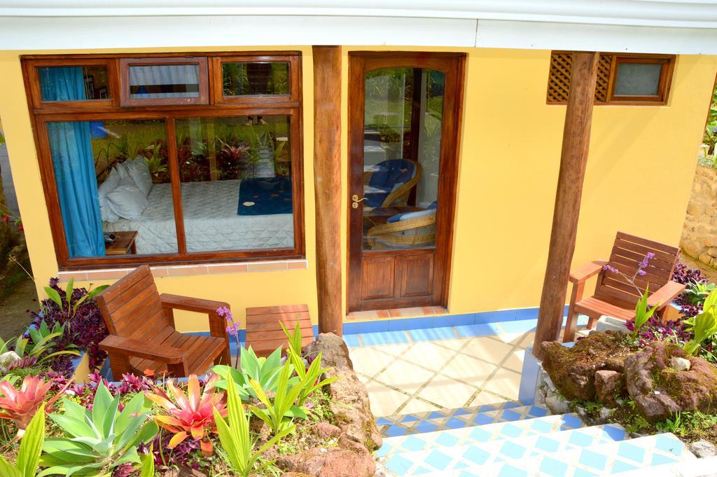 Guayabo Lodge Santa Cruz  Екстериор снимка